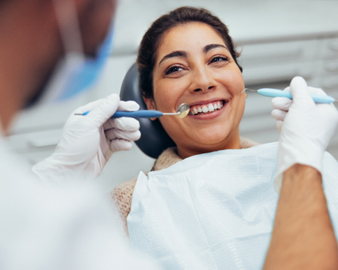 Dental implant salvage can rebuild your smile by reimplanting your dental implant